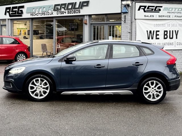 2018 VOLVO V40 CROSS COUNTRY 1.5 T3 Pro Hatchback 5dr Petrol Auto Euro 6 (s/s) (152 ps) - Photo 8