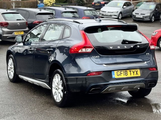 2018 VOLVO V40 CROSS COUNTRY 1.5 T3 Pro Hatchback 5dr Petrol Auto Euro 6 (s/s) (152 ps) - Photo 10