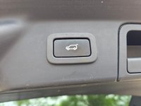 USED 2018 18 LAND ROVER RANGE ROVER VELAR 2.0 D180 R-Dynamic SE SUV 5dr Diesel Auto 4WD Euro 6 (s/s) (180 ps) 
