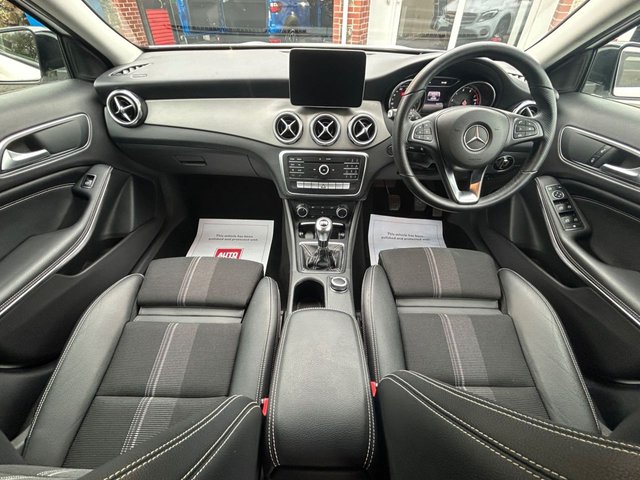 2019 Mercedes-Benz GLA - Photo 7