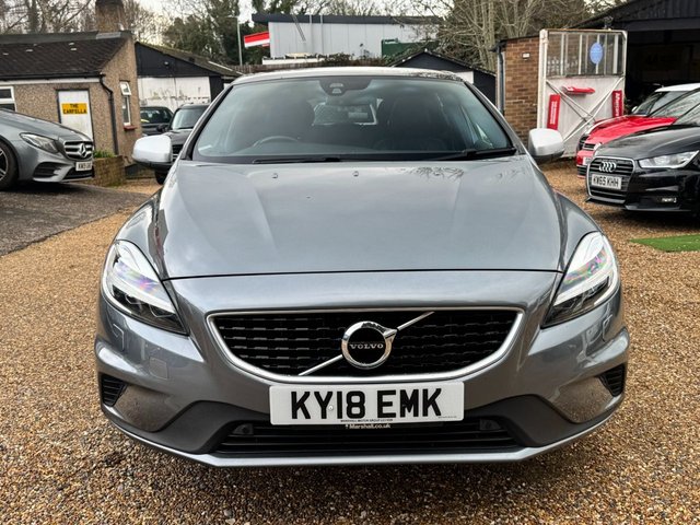 2018 VOLVO V40 1.5 T3 R-Design Pro Hatchback 5dr Petrol Auto Euro 6 (s/s) (152 ps) - Photo 5