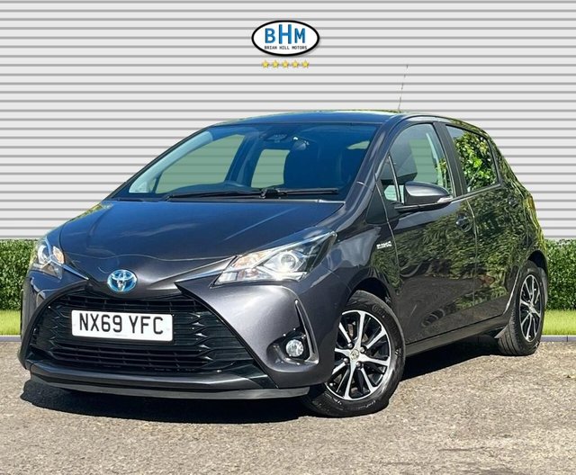 2019 TOYOTA YARIS 2019 1.5 VVT-h Icon Tech Hatchback 5dr Petrol Hybrid E-CVT Euro 6 (s/s) (100 ps) - Photo 10