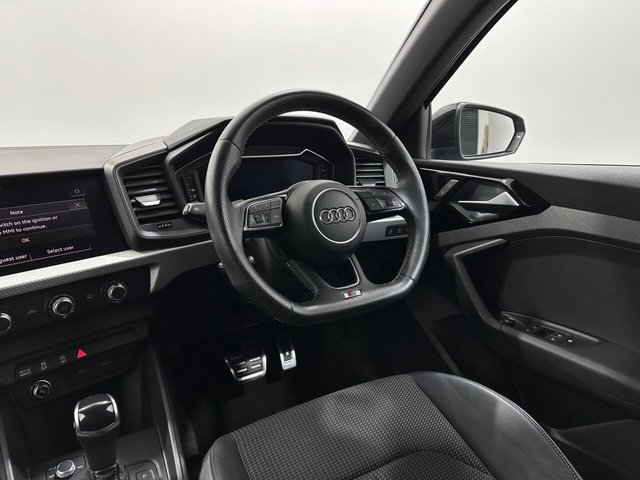 2022 Audi A1 - Photo 11