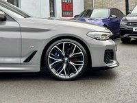 USED 2021 71 BMW 5 SERIES 2.0 520d MHT M Sport Touring 5dr Diesel Hybrid Steptronic Euro 6 (s/s) (190 ps) 