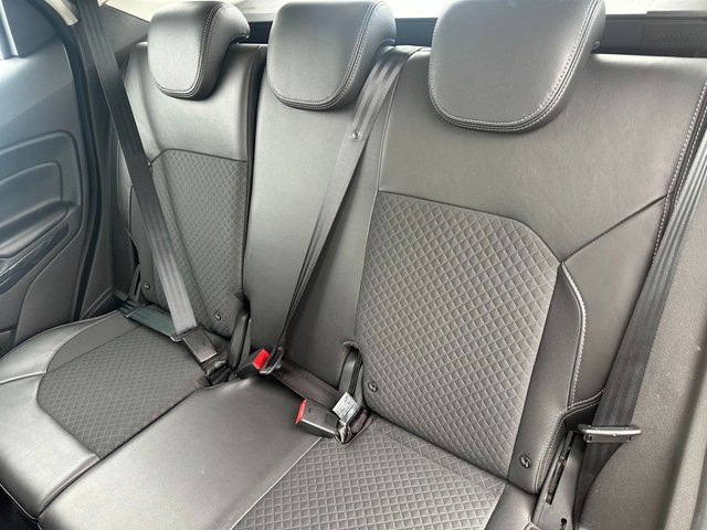 2015 FORD ECOSPORT 1.5 TDCi Titanium SUV 5dr Diesel Manual 2WD Euro 6 (95 ps) - Photo 9
