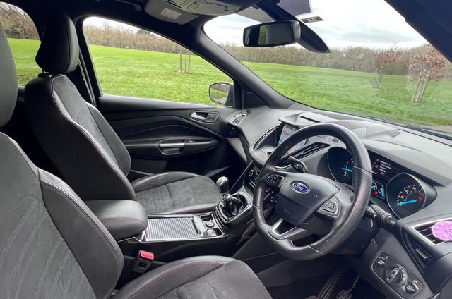 2020 Ford Kuga 2L St-Line 5dr - Photo 2