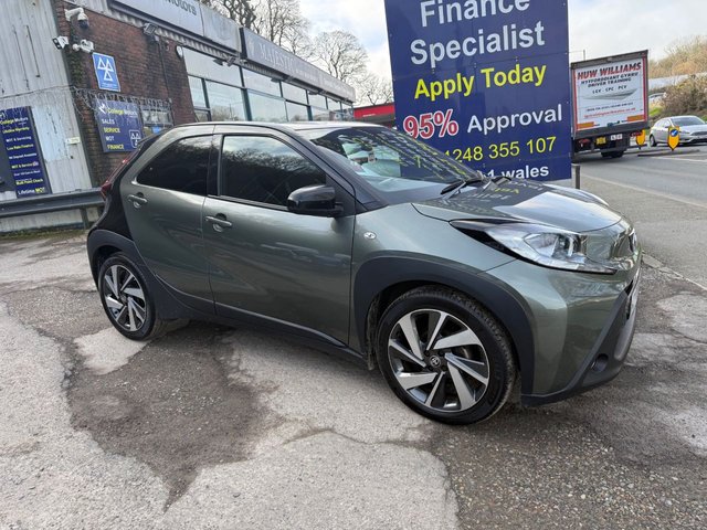 2023 TOYOTA AYGO X 2023/73 1.0 VVT-i Edge Hatchback 5dr Petrol x-shift Euro 6 (s/s) (72 ps), Only 14000 miles, Auto - Photo 7