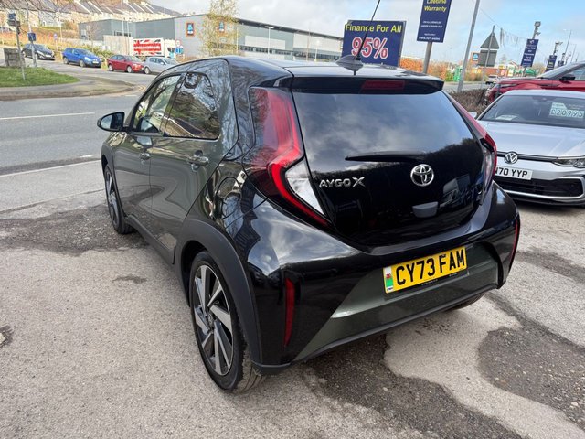 2023 TOYOTA AYGO X 2023/73 1.0 VVT-i Edge Hatchback 5dr Petrol x-shift Euro 6 (s/s) (72 ps), Only 14000 miles, Auto - Photo 8