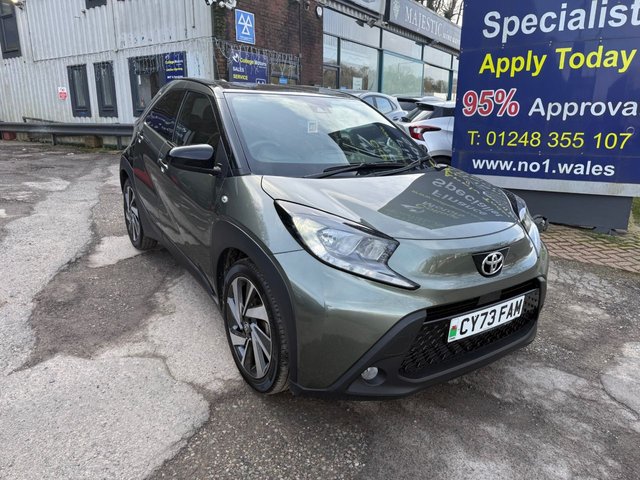 2023 TOYOTA AYGO X 2023/73 1.0 VVT-i Edge Hatchback 5dr Petrol x-shift Euro 6 (s/s) (72 ps), Only 14000 miles, Auto - Photo 11