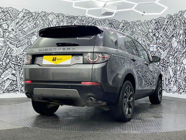 2019 Land Rover Discovery Sport 2L Landmark 5dr - Photo 11