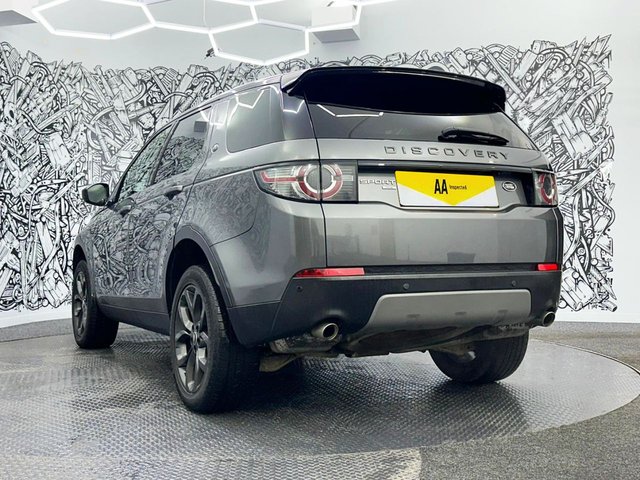 2019 Land Rover Discovery Sport 2L Landmark 5dr - Photo 9