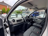 USED 2019 19 RENAULT TRAFIC 1.6 dCi ENERGY 27 Sport Nav Panel Van 5dr Diesel Manual SWB Standard Roof Euro 6 (s/s) (125 ps) 12 MONTHS ROADSIDE AND WARRANTY