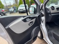 USED 2019 19 RENAULT TRAFIC 1.6 dCi ENERGY 27 Sport Nav Panel Van 5dr Diesel Manual SWB Standard Roof Euro 6 (s/s) (125 ps) 12 MONTHS ROADSIDE AND WARRANTY