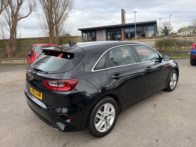2019 KIA CEED 1.6 CRDi ECO 2 Hatchback 5dr Diesel Manual Euro 6 (s/s) (114 bhp) - Photo 3