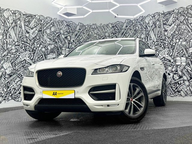2019 Jaguar F-Pace 2L R-Sport 5dr - Photo 6
