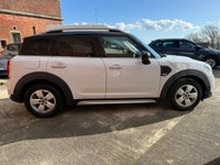 USED 2018 68 MINI COUNTRYMAN 1.5 Cooper Classic SUV 5dr Petrol Steptronic Euro 6 (s/s) (136 ps) Sat Nav* Automatic* 7 Services* MOT March 2027