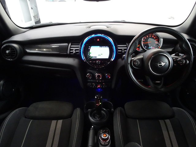 2019 MINI HATCH 2.0 Cooper S Sport Hatchback 5dr Petrol Steptronic Euro 6 (s/s) (192 ps) - Photo 2