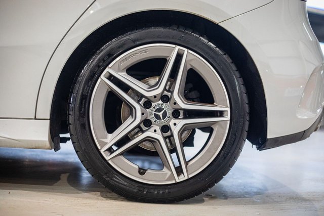 2019 Mercedes-Benz A-Class 1.3L Amg Line 5dr - Photo 7