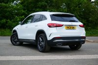 USED 2021 21 MERCEDES-BENZ GLA 1.3 GLA250e 15.6kWh Exclusive Edition SUV 5dr Petrol Plug-in Hybrid 8G-DCT Euro 6 (s/s) (218 ps) DIGITAL WHITE METALLIC PAINTWORK + APPLE CARPLAY + REVERSE CAMERA + HEATED SEATS
