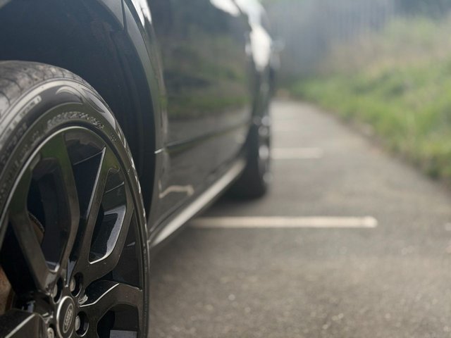 View our LAND ROVER RANGE ROVER EVOQUE