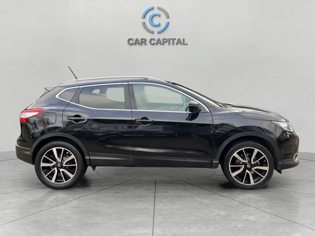 2014 Nissan Qashqai 1.2L Tekna 5dr - Photo 5
