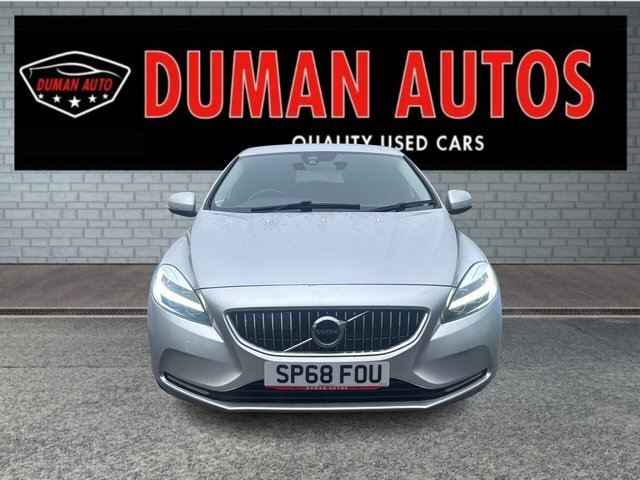 View our Volvo V40 2.0 D2 Inscription Hatchback 5dr Diesel Auto Euro 6 (s/s) (120 ps)