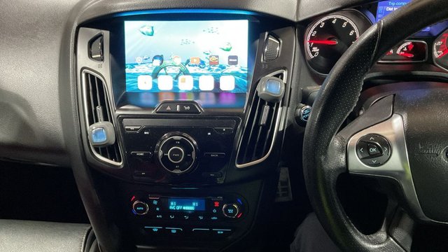 View our FORD FOCUS