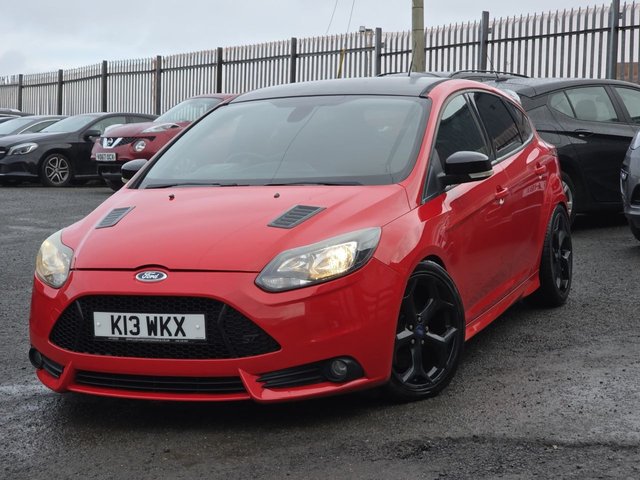 View our FORD FOCUS