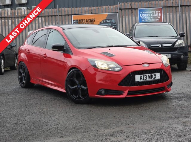 View our FORD FOCUS
