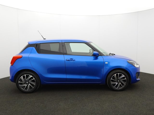 2022 Suzuki Swift 1.2L Sz-L 5dr - Photo 11