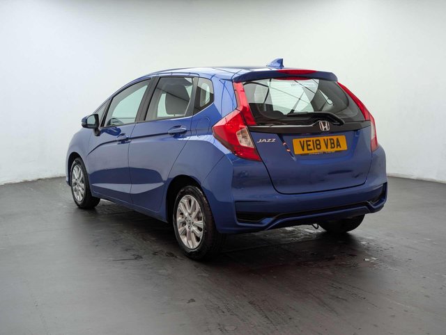 USED 2018 18 HONDA JAZZ 1.3 i-VTEC SE Hatchback 5dr Petrol Manual Euro 6 (s/s) (102 ps) BLUETOOTH+PARKING SENSORS CLICK & COLLECT/HOME DELIVERY