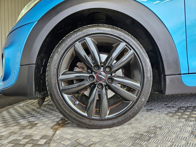 2017 MINI HATCH - Photo 12