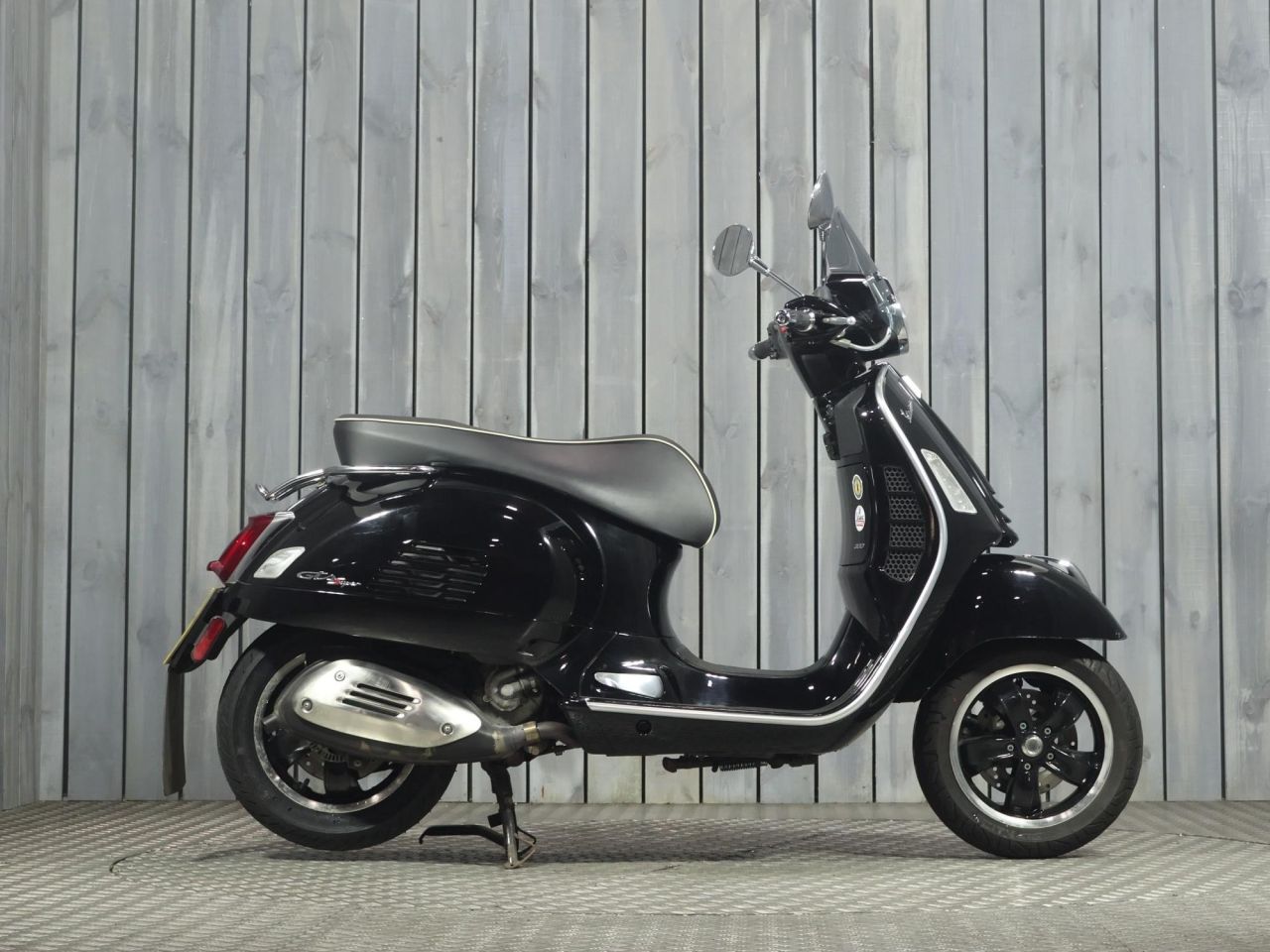 PIAGGIO Vespa GTS 300