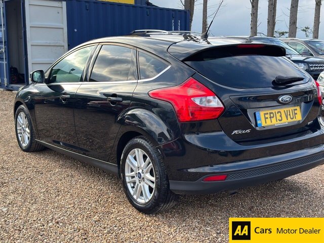 2013 FORD FOCUS 1.6 TDCi Titanium Hatchback 5dr Diesel Manual Euro 5 (s/s) (115 ps) - Photo 4