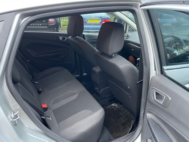 2016 FORD FIESTA - Photo 11