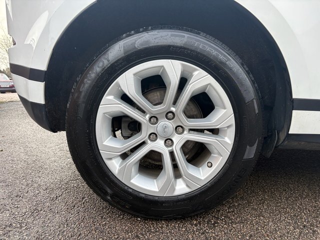 2019 Land Rover Range Rover Evoque 2L null 5dr - Photo 9