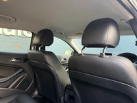 USED 2017 MERCEDES-BENZ GLA 2.1 GLA200d SE SUV 5dr Diesel Manual Euro 6 (s/s) (136 ps) Apple Carplay & Android Auto, Superb Service History, 2 Owners From New!, Rear Parking Camera, Black Leather Interior, Cruise Control, Powered Tailgate