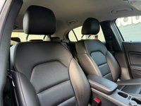 USED 2017 MERCEDES-BENZ GLA 2.1 GLA200d SE SUV 5dr Diesel Manual Euro 6 (s/s) (136 ps) Apple Carplay & Android Auto, Superb Service History, 2 Owners From New!, Rear Parking Camera, Black Leather Interior, Cruise Control, Powered Tailgate