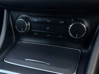 USED 2017 MERCEDES-BENZ GLA 2.1 GLA200d SE SUV 5dr Diesel Manual Euro 6 (s/s) (136 ps) Apple Carplay & Android Auto, Superb Service History, 2 Owners From New!, Rear Parking Camera, Black Leather Interior, Cruise Control, Powered Tailgate
