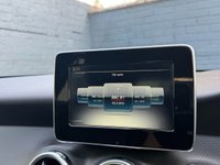USED 2017 MERCEDES-BENZ GLA 2.1 GLA200d SE SUV 5dr Diesel Manual Euro 6 (s/s) (136 ps) Apple Carplay & Android Auto, Superb Service History, 2 Owners From New!, Rear Parking Camera, Black Leather Interior, Cruise Control, Powered Tailgate