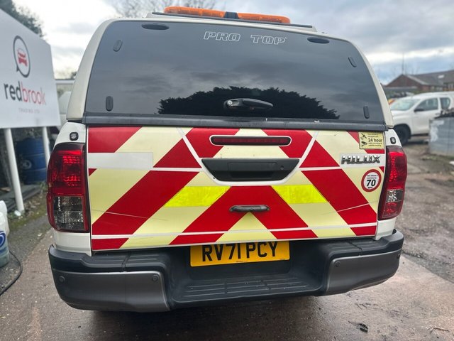 2021 TOYOTA HILUX - Photo 6