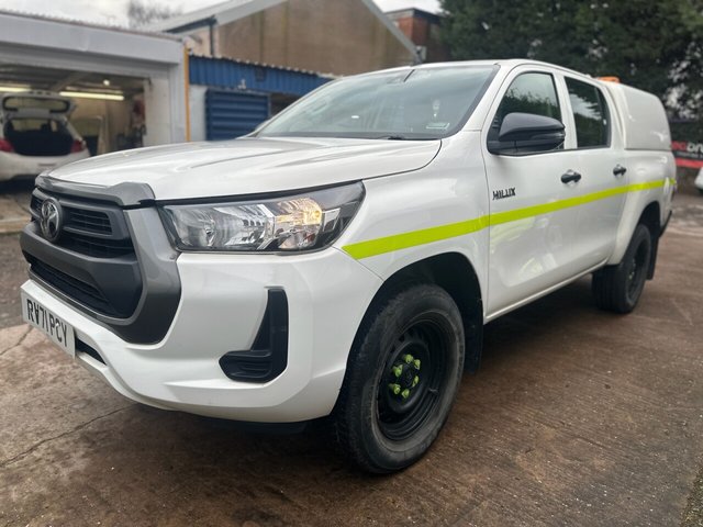 2021 TOYOTA HILUX - Photo 8