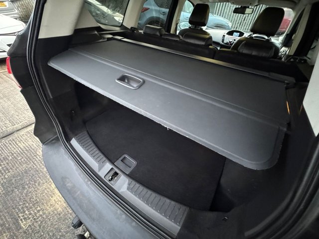 2015 Ford Kuga 2L Titanium 5dr - Photo 9