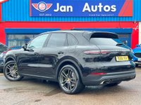 USED 2018 18 PORSCHE CAYENNE 3.0 V6 E-Hybrid 14kWh TiptronicS 4WD Euro 6 (s/s) 5dr PanoramicRoof+CarPlay+21"Wheel