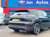 USED 2018 18 PORSCHE CAYENNE 3.0 V6 E-Hybrid 14kWh TiptronicS 4WD Euro 6 (s/s) 5dr PanoramicRoof+CarPlay+21"Wheel