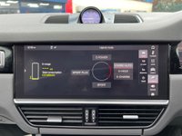 USED 2018 18 PORSCHE CAYENNE 3.0 V6 E-Hybrid 14kWh TiptronicS 4WD Euro 6 (s/s) 5dr PanoramicRoof+CarPlay+21"Wheel