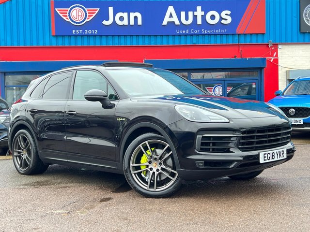 2018 PORSCHE CAYENNE