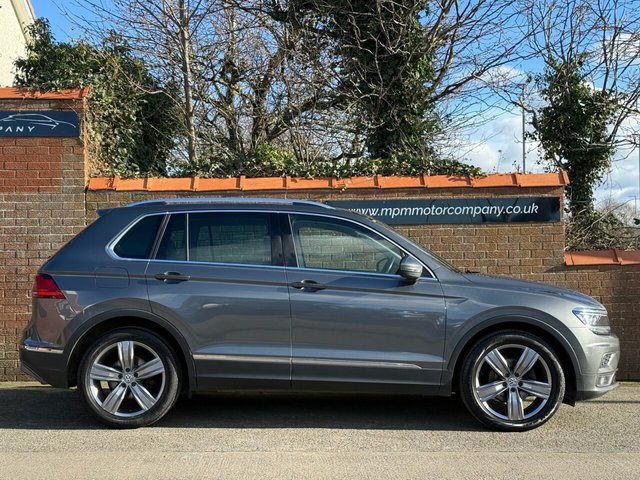 2017 VOLKSWAGEN TIGUAN 2.0 TDI SEL SUV 5dr Diesel Manual Euro 6 (s/s) (150 ps) - Photo 3