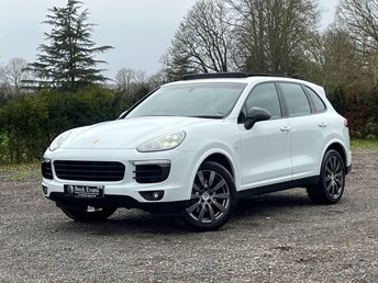 2016 PORSCHE CAYENNE