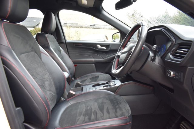 2022 FORD KUGA 2.5 EcoBoost Duratec 14.4kWh ST-Line SUV 5dr Petrol Plug-in Hybrid CVT Euro 6 (s/s) (225 ps) - Photo 11